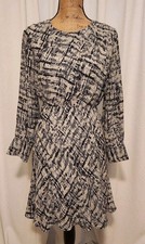 Banana Republic Women's Petite XS Gray & Black Long Sleeve Chiffon Fitted A-Line