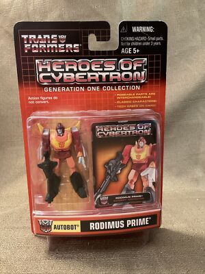 G1 Collection Transformers Autobot Optimus Prime ￼Heroes of Cybertron 2001