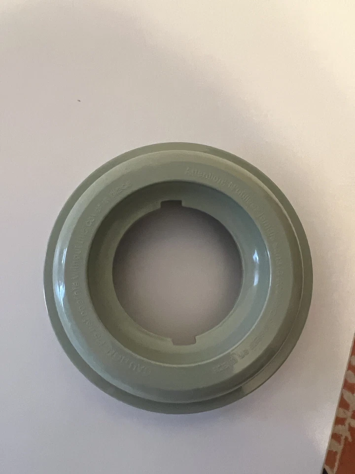 MAGIC BABY BULLET запасные части только зеленый круг для крышки Batchbowl - Изображение 2 из 3