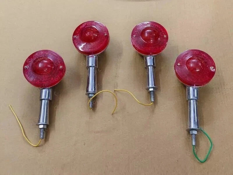Blinker Indicator Turn Signal Set FRONT & REAR With Bulb Fits Yamaha RD250 RD350 Foto 2 de 4
