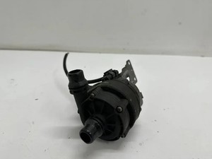 BMW F90 Zirkulationswassermotor 8638238 2.00 2020 26758628