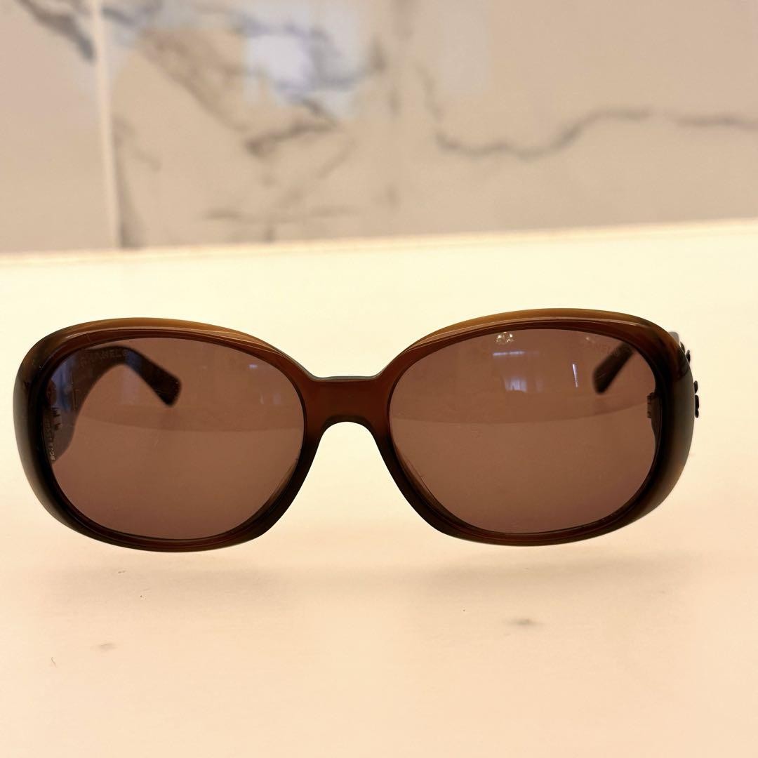 CHANEL Brown Floral Oversized Sunglasses with Gold Accents