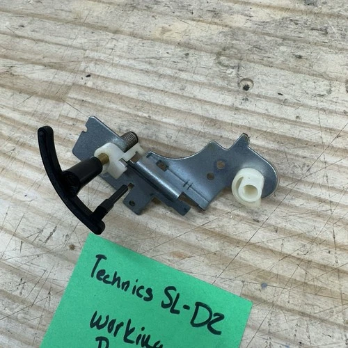Technics SL-D2 Turntable Parts - Tonearm Lift Guide Cue