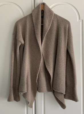 Joseph offene beige weiche Kaschmir- und Wollmischung Strickjacke Größe Small/Medium