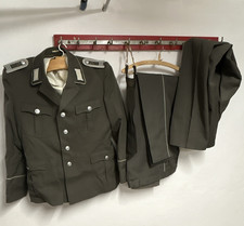 DDR Uniform-Set oliv/grau Gr. 52: Jacke m. Schulterklappen, Hose, Hemd, Krawatte