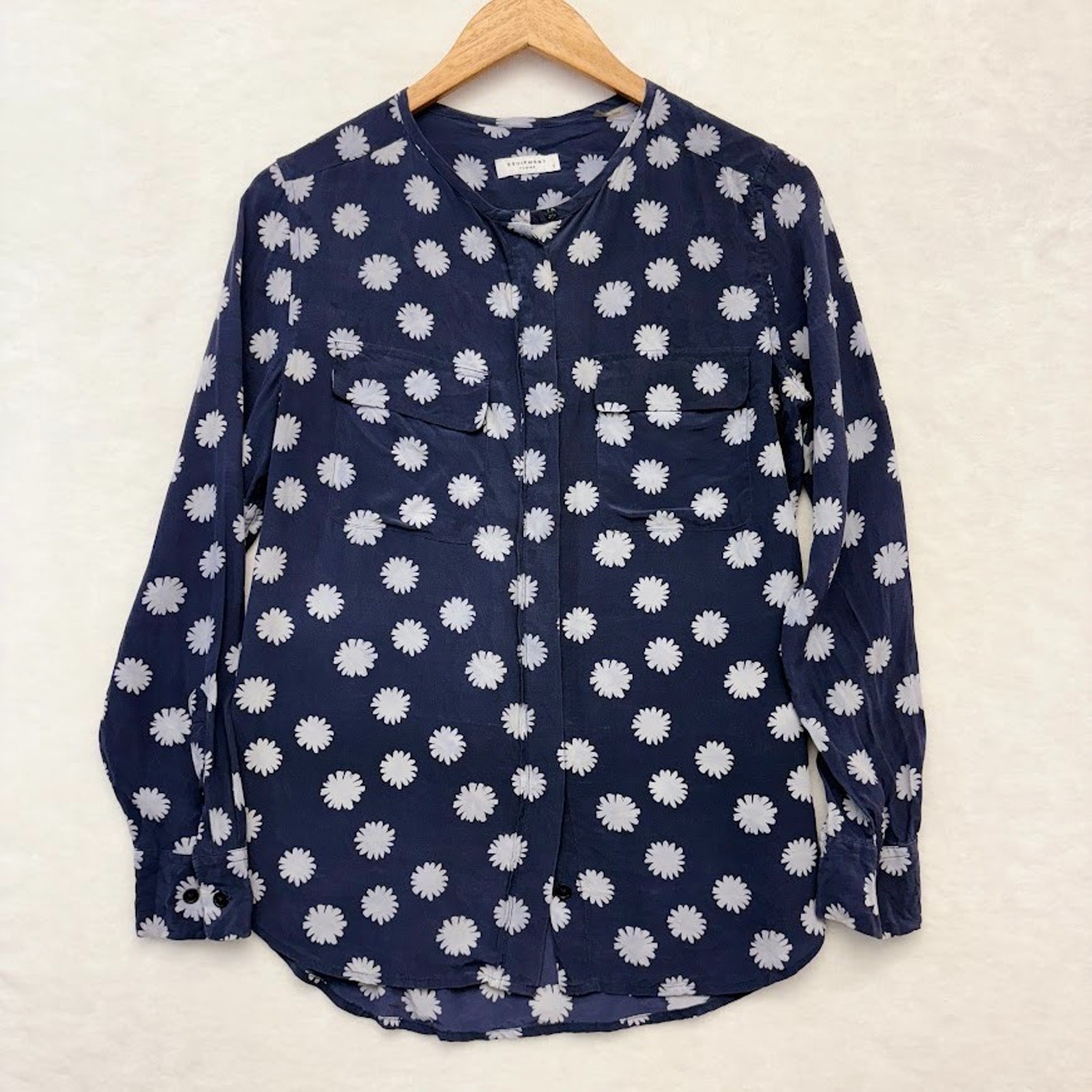 Femme Silk Blouse Navy White Daisy Print Button Front Long S