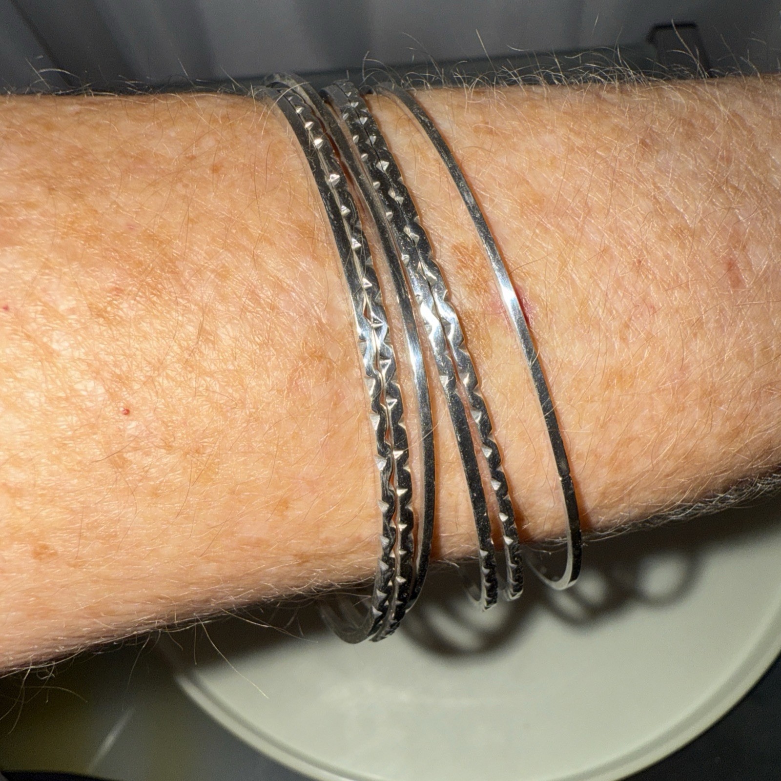 925 Sterling Silver Round Stackable Bangles 8 1/2… - image 1