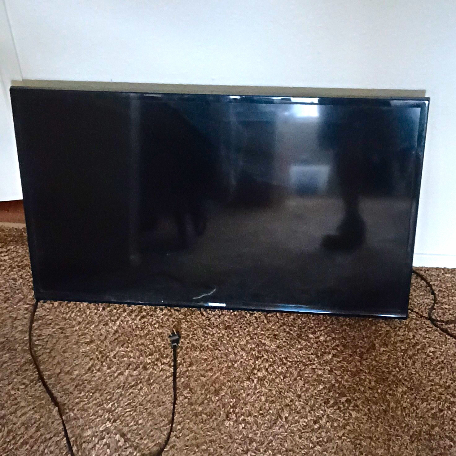 Samsung UN40H5003 40in LED 1080p FHD Flat Screen TV Black HDMI USB