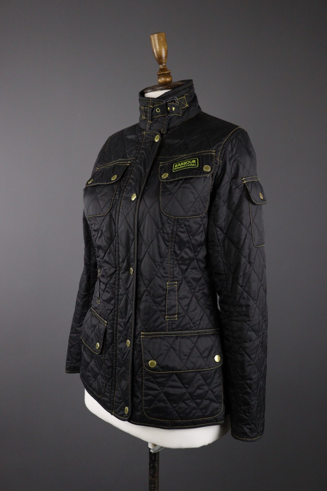 BARBOUR INTERNATIONAL Black Quilted Polyester Jacket Size UK6 US10 EU36