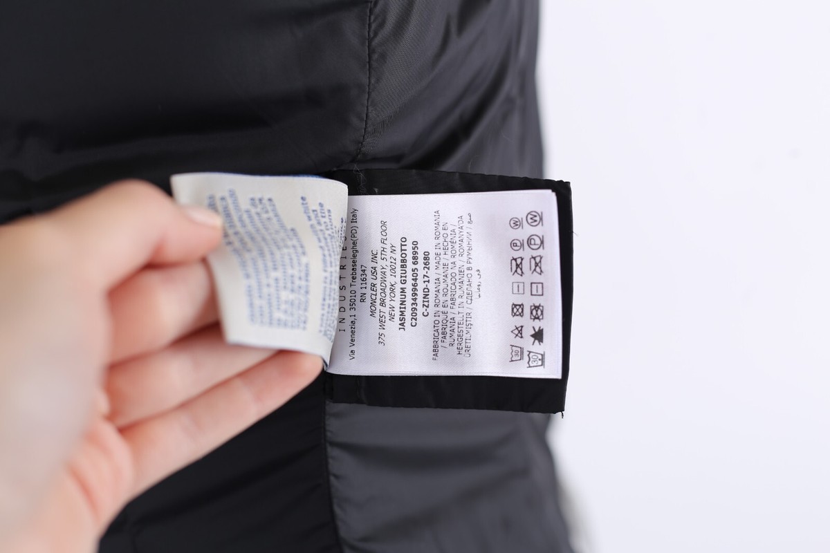 NWT Moncler Jasminum Long Down Coat Women Sz/00 XS Gray NWT Moncler Jasminum Long Down Coat Women Sz/00 XS Gray