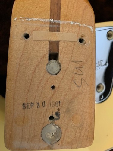 Vintage 1981 G&L F-100 Series II Original Case 'Survivor' - 第 4/10 張圖片
