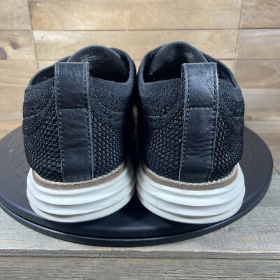 Cole Haan Men display picture 3