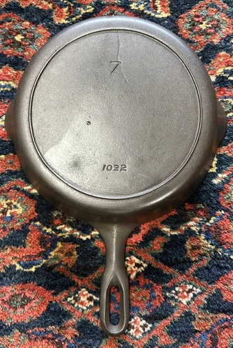 Griswold Iron Mountain No.7 Cast Iron Skillet Cleaned & Seasoned