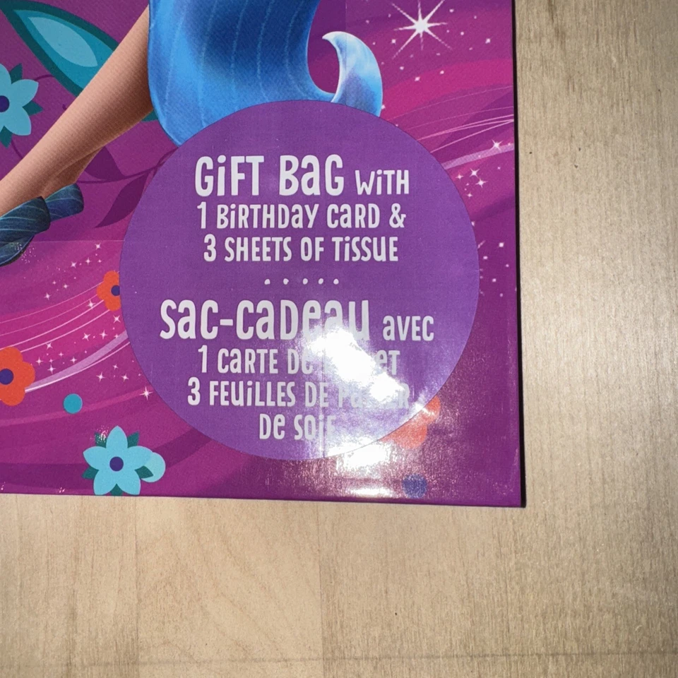 Bolsas de cumpleaños de 13’ Disney Fairy Princess completas con tarjeta de cumpleaños y 3 hojas Foto 3 de 4