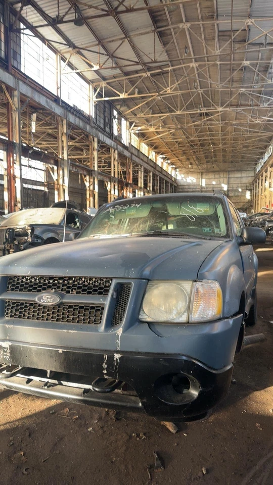 02-07 FORD EXPLORER SPORT TRAC крышка клапана - Изображение 4 из 4