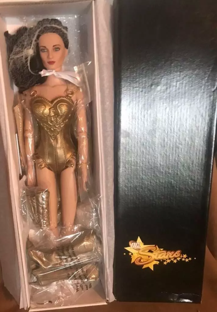 Wonder woman tonner doll hotsell