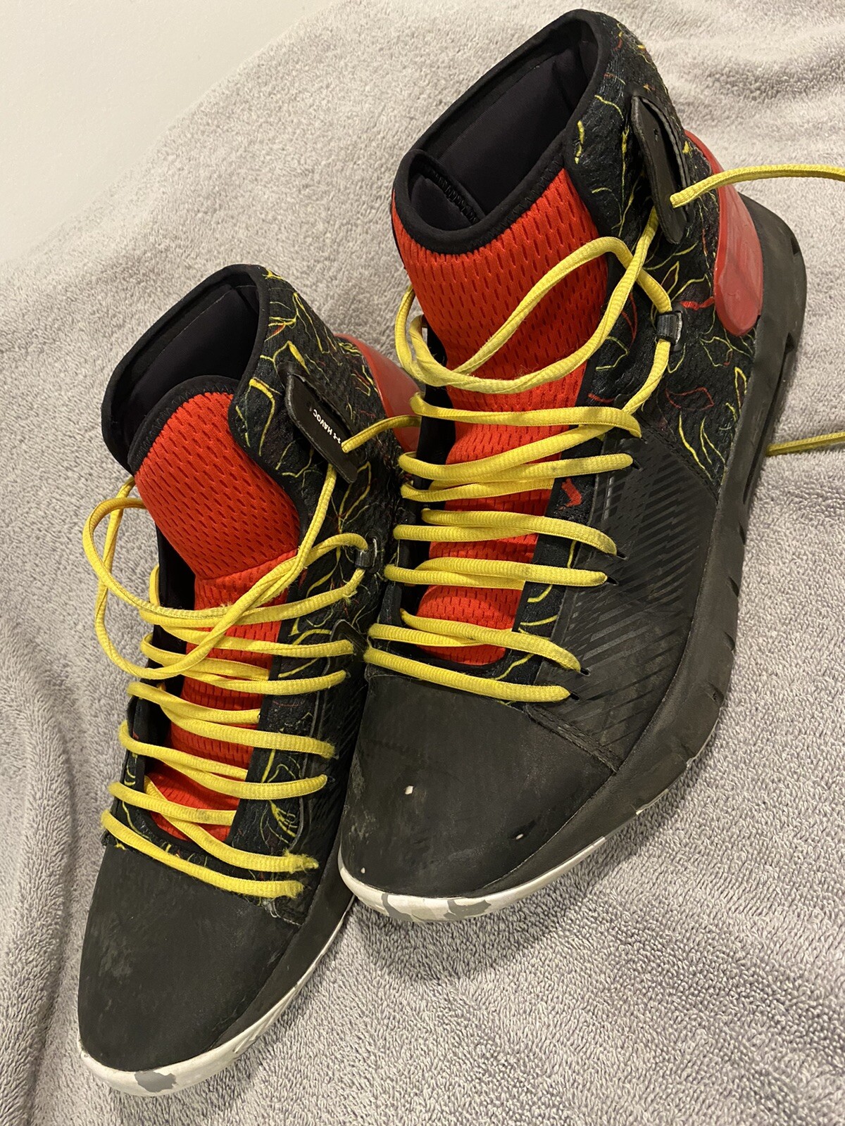 Used Worn Under Armour ICON Basketball Shoes Size 13 Gem