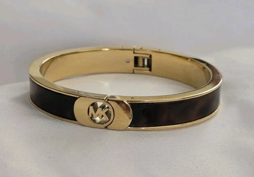 BRACCIALE BRACCIALETTO firmato MICHAEL KORS conchiglia di tartaruga finta tono oro cerniera
