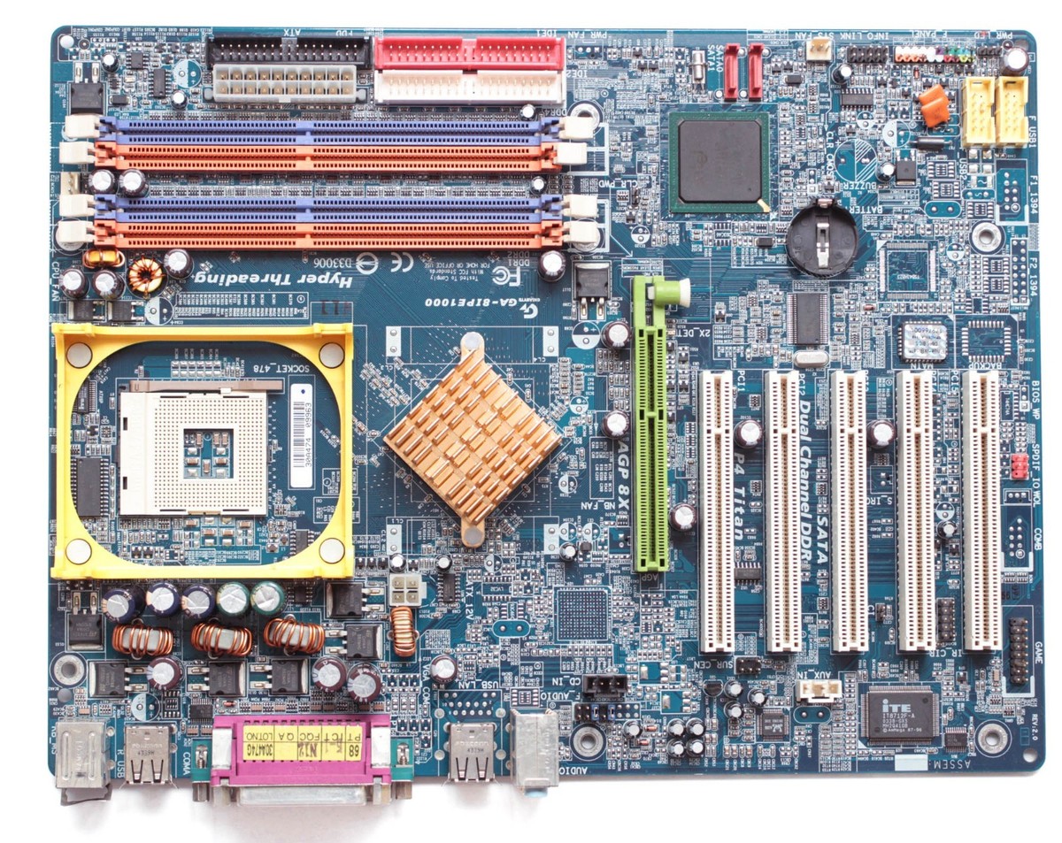 ロド Socket 478 motherboard - GIGABYTE GA-8IPE1000 - P4 Titan - TESTED