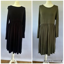 2 x New look soft jersey maternity dresses. Size 14 one green one khaki