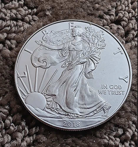 2018 American Silver Eagle, 1 Troy Oz  coin,  .999 PURE Silver round, Bullion