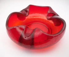 VINTAGE MCM VIKING CIGAR ASHTRAY RUBY RED CRACKLE GLASS 7" HTF
