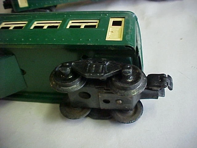 TWO Lionel Postwar O-Gauge No. 2441 Tinplate Pullman Cars - Image 2 of 4