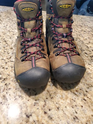 New. Sz 15EE KEEN Utility Men