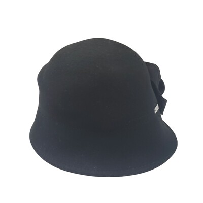 Betmar Alexandrite Cloche Hat Rosette Flower Black Wool Satin Lined Turban Folds Betmar Alexandrite Cloche Red 100% Wool Rosette Hat Vintage  main image 3