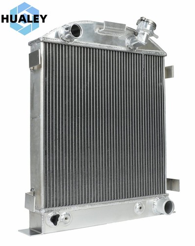 3 Row Aluminum Radiator 17" H For 1932 Ford Low-Boy Chop Hot Rod w/Chevy Engine
