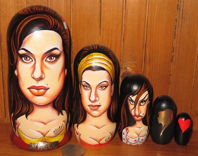 Amy Jade Winehouse singer Matryoshka hand painted nesting dolls 5 signed