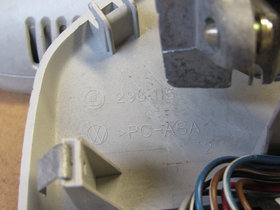 Espejo retrovisor interior Volkswagen Beetle GLS 1998 1999 2000 2001 2002 FABRICANTE DE EQUIPOS ORIGINALES Foto 3 de 4