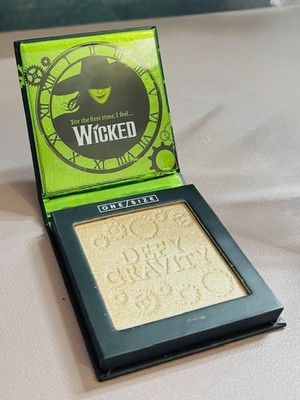 NIB: ONE/SIZE x Wicked by Patrick Starrr Spotlight Highlighter BNIB Limited Edtn