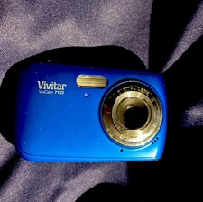 Vivitar ViviCam 7122 7.1MP Blue Digital Camera Is In Working Order