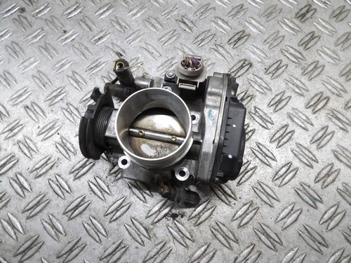 Vw New Beetle 9C Drosselklappe 06A133064H Bj.1999
