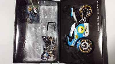 Minichamps 1:12 Suzuki XR14 Barry Sheene G.Prix Racing Motorcycle