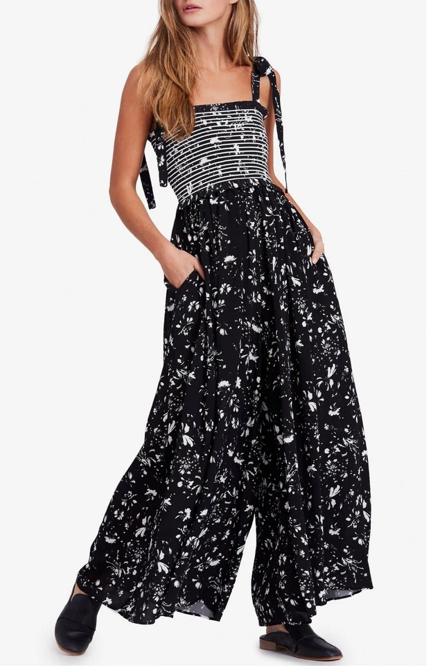 Mono FREE PEOPLE Color My World Blanco y Negro Floral Pierna Ancha, Talla XS Foto 3 de 4