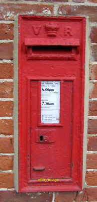 Reading Post Box Photo 6x4 Close up, Victorian postbox, the Reading Room, Sotterley ...