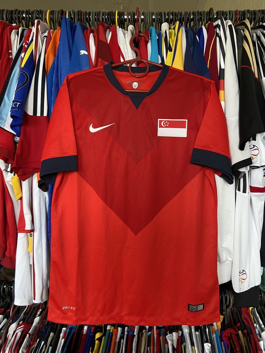 SINGAPORE 2014 2015 HOME FOOTBAL SHIRT SOCCER JERSEY NIKE 620974