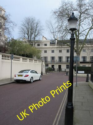 Foto 12x8 Laternenmasten auf Cumberland Place Marylebone\/TQ2881 This short road c2015