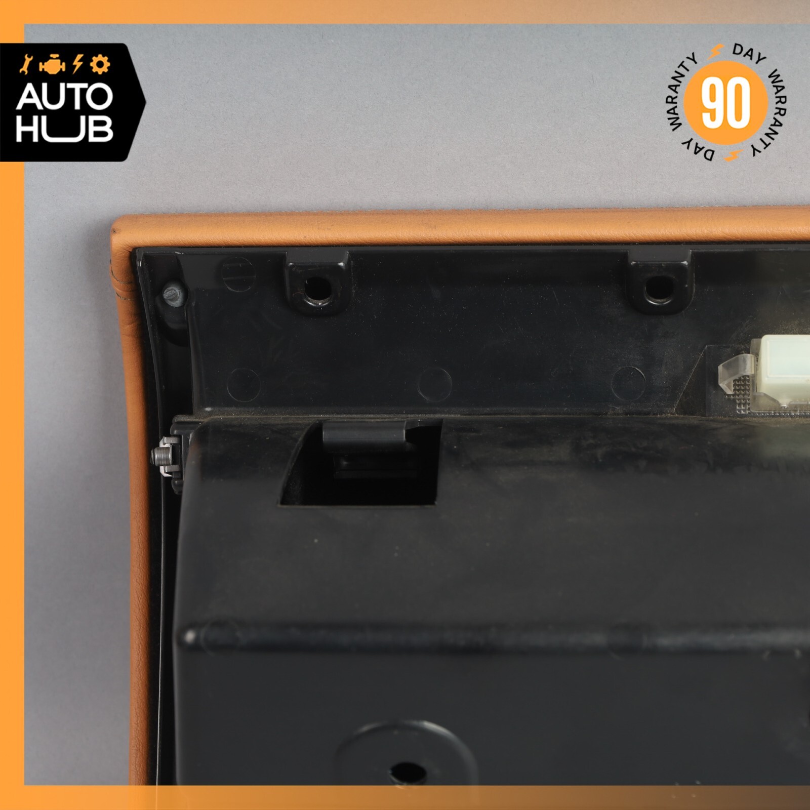 03-13 Maserati Quattroporte S Dash Board Dashboard Glove Box Compartment OEM 79k