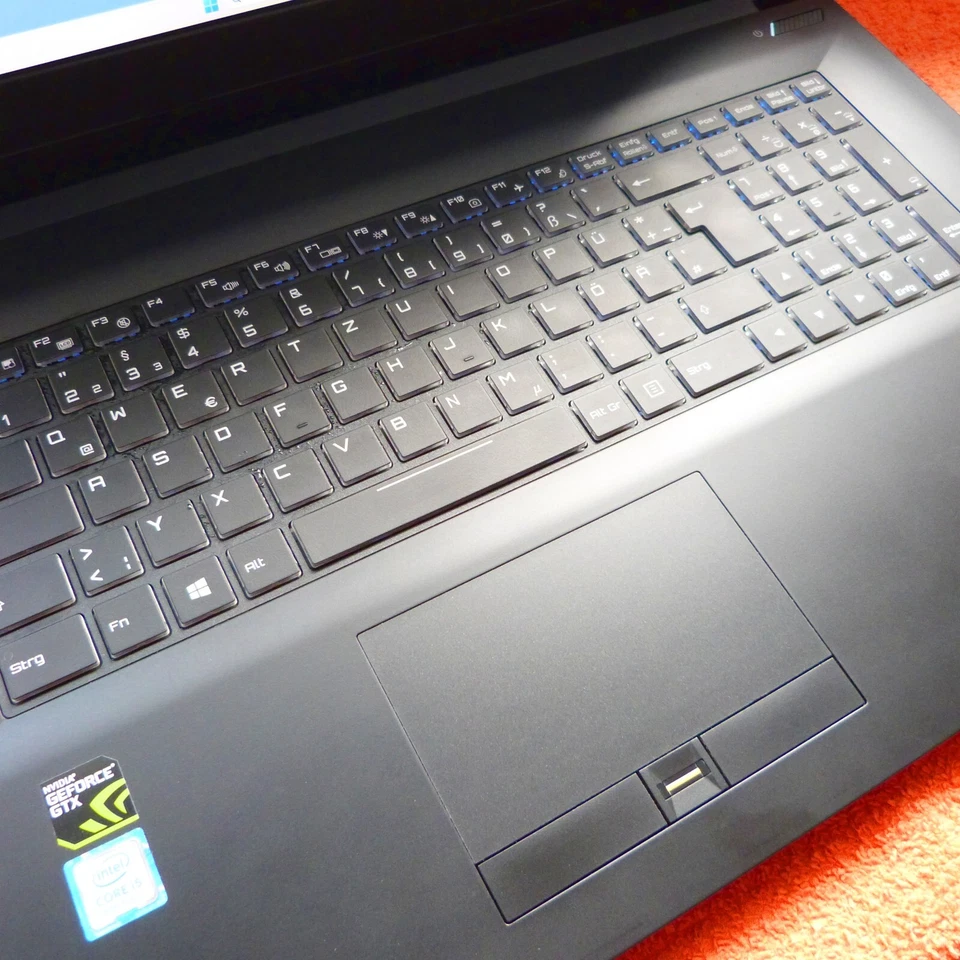 XMG A707 17Zoll METALL ULTRABOOK GAMING GTX l Windows 11 SSD l 16GB RAM NEU USBC - Bild 4 von 4