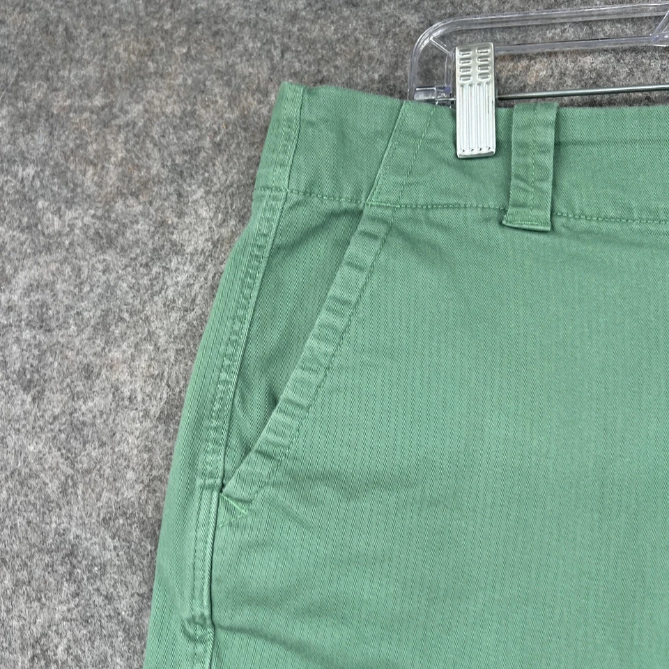 Vineyard Vines Shorts Womens 12 Green Chino Stretch Cotton Whale Logo Pockets - Image 4 of 4