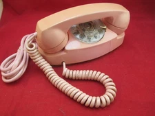 Vintage 1960’s ITT Princess Phone Rotary Dial Pink/Peach 1970