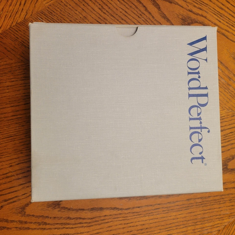 WordPerfect for DOS 5.1 Manual & Update 3-Ring Binder 1990 Box Slip Case IBM - Image 3 of 4