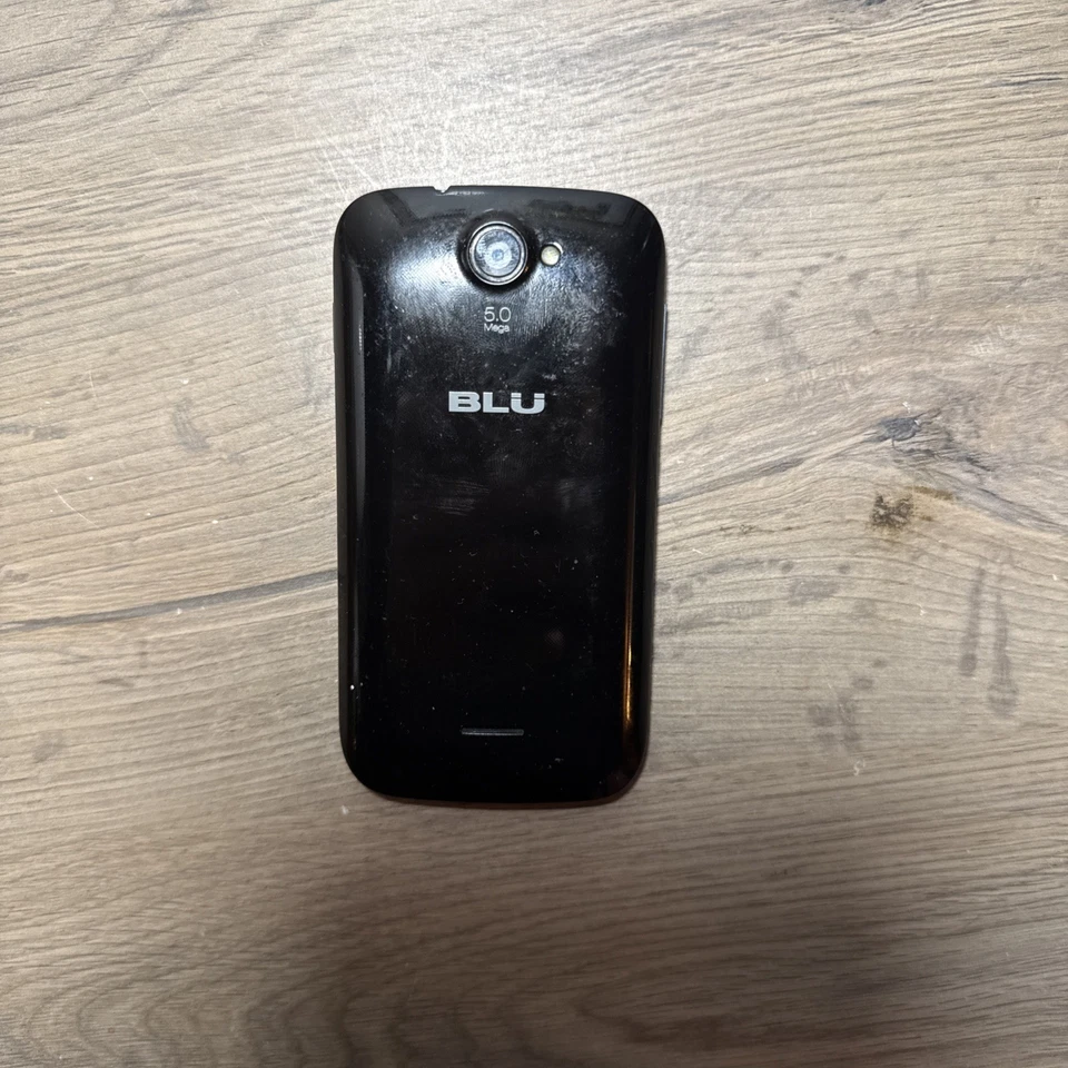 Smartphone BLU Advance 4.0 A270A - 4GB - Negro) Foto 3 de 4