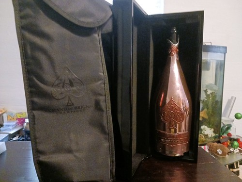 1.5L MAGNUM ROSE (ACE OF SPADES) EMPTY BOTTLE WITH BOX AND SLEEVE