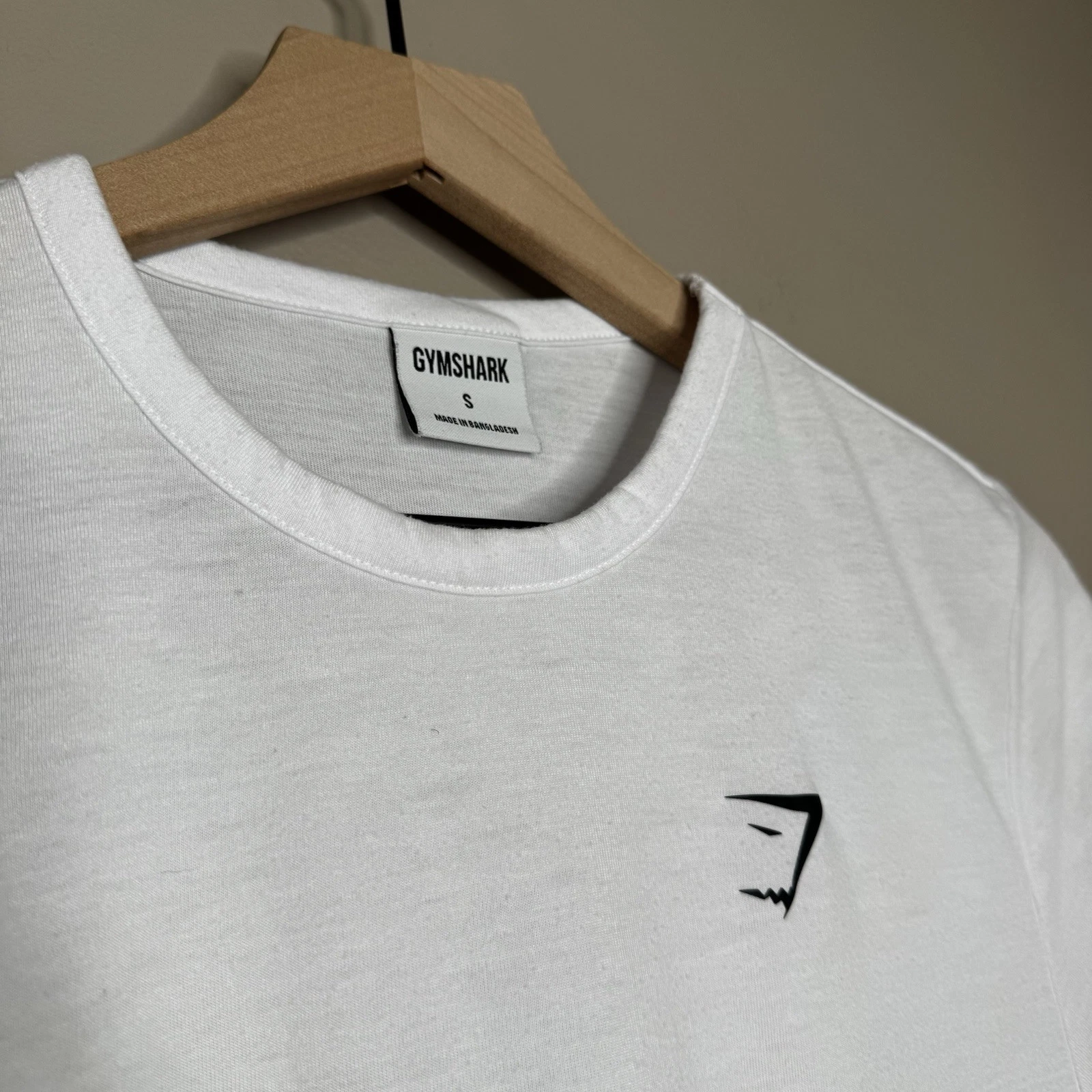 gymshark side tie cuffed short sleeve shirt