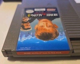 Home Alone 2: Lost in New York (Nintendo Entertainment System 1992) NES Game Box