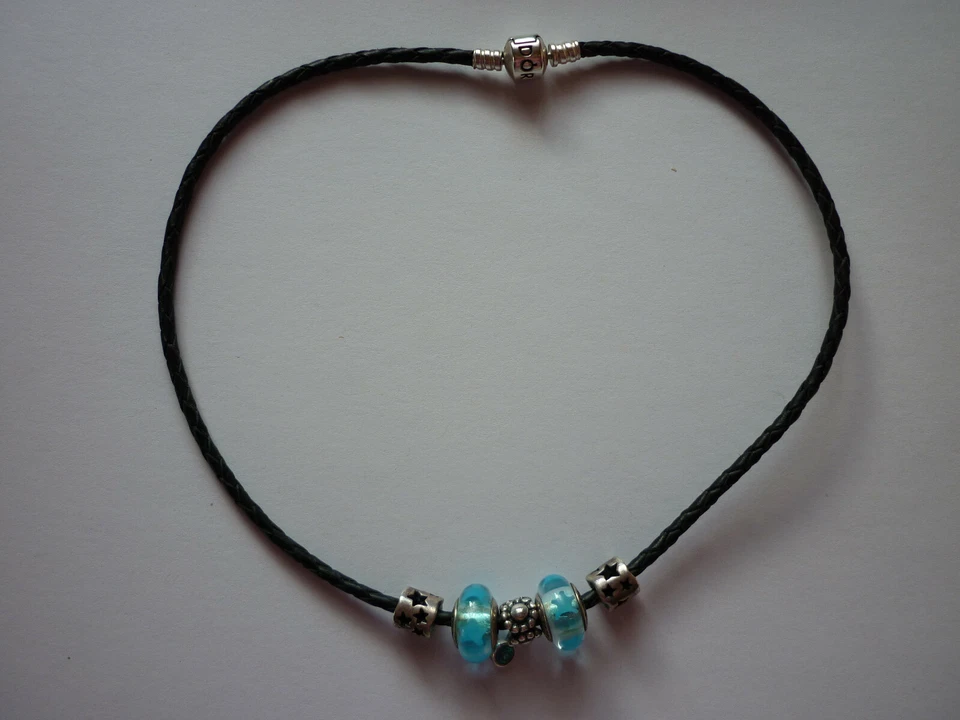 Pandora Armband Collier Halskette schwarz mit 5 Charms Muranoglas türkis wie neu - Bild 2 von 4